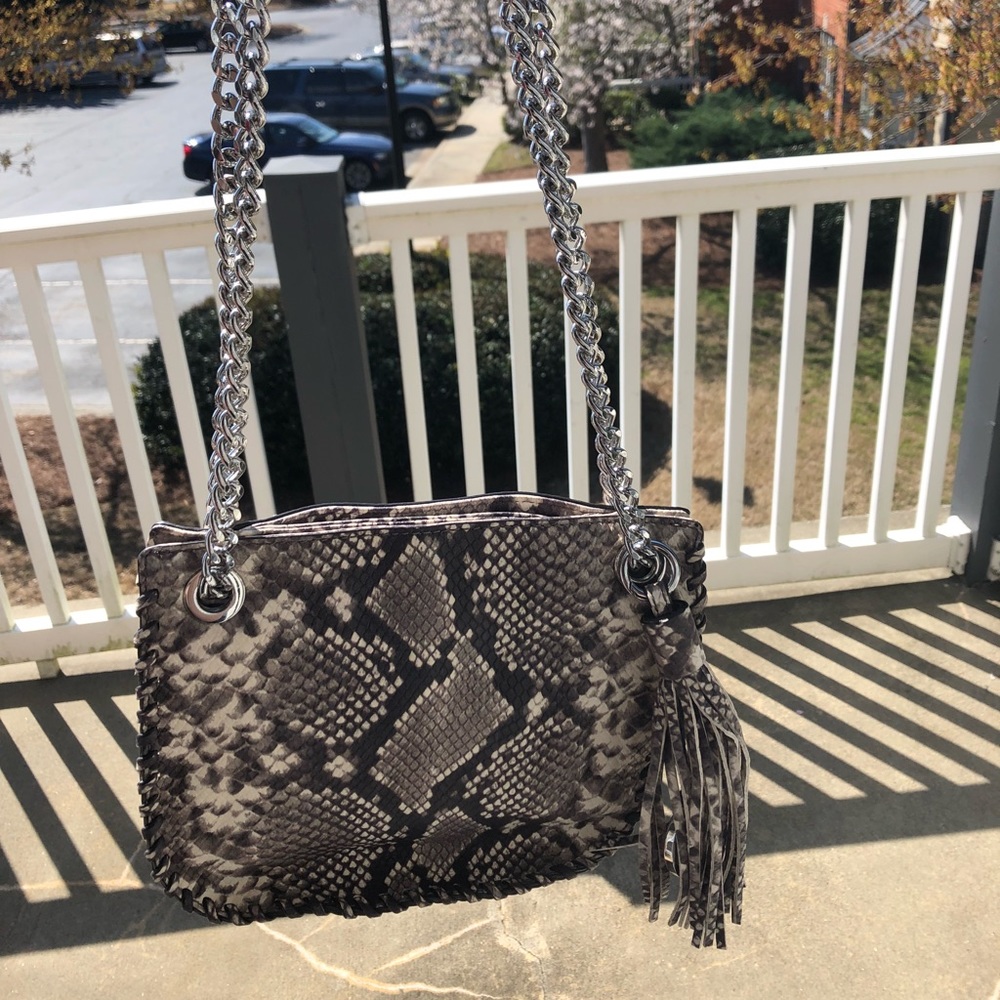 Michael kors bag , like new
